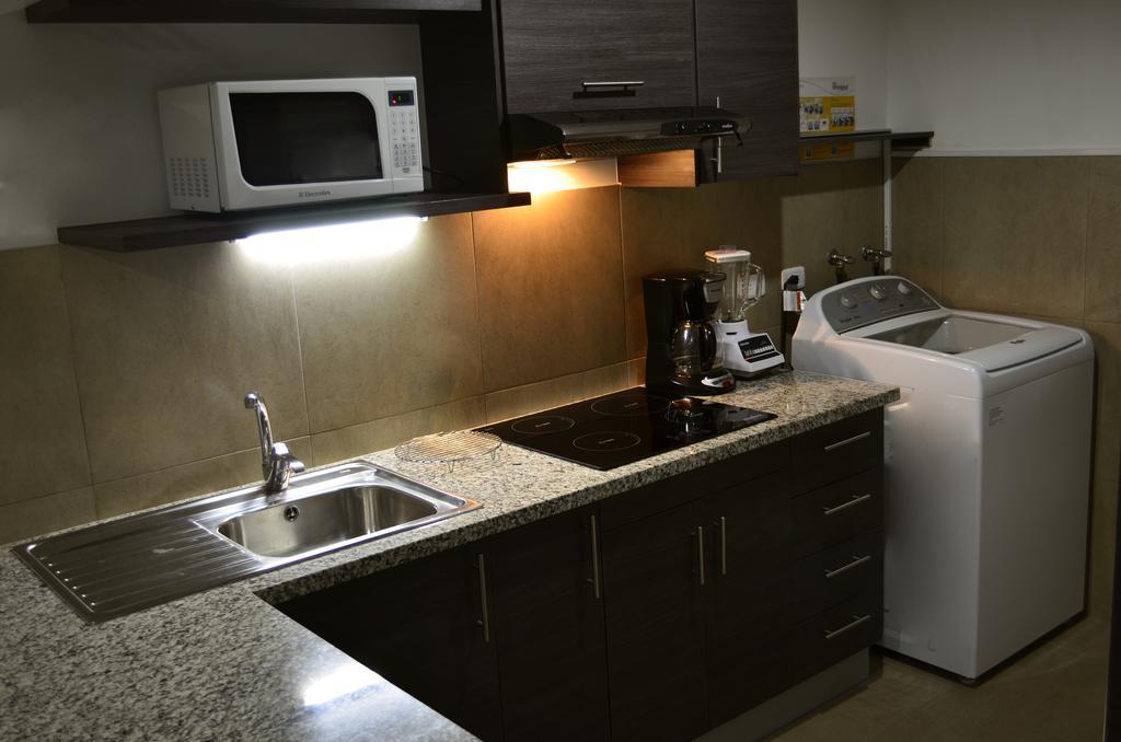 Itsahome Apartments - Torre Seis Кито Стая снимка
