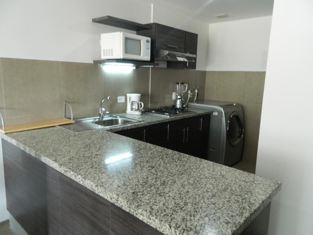 Itsahome Apartments - Torre Seis Кито Стая снимка