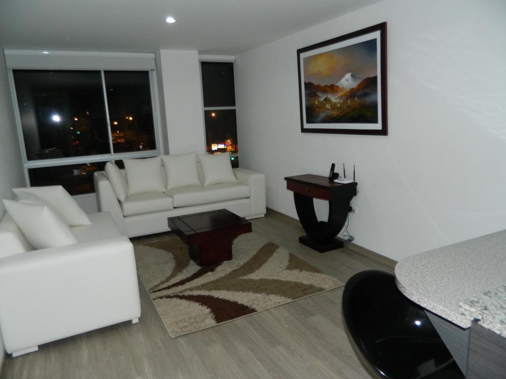 Itsahome Apartments - Torre Seis Кито Екстериор снимка